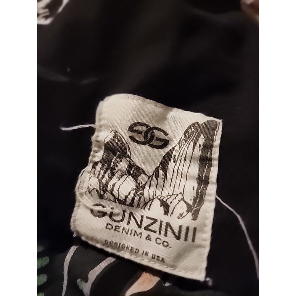 Gunzinii Skull & Bones Black Graphic T-shirt Size Medium Cut Off Sleeve - Picture 8 of 8